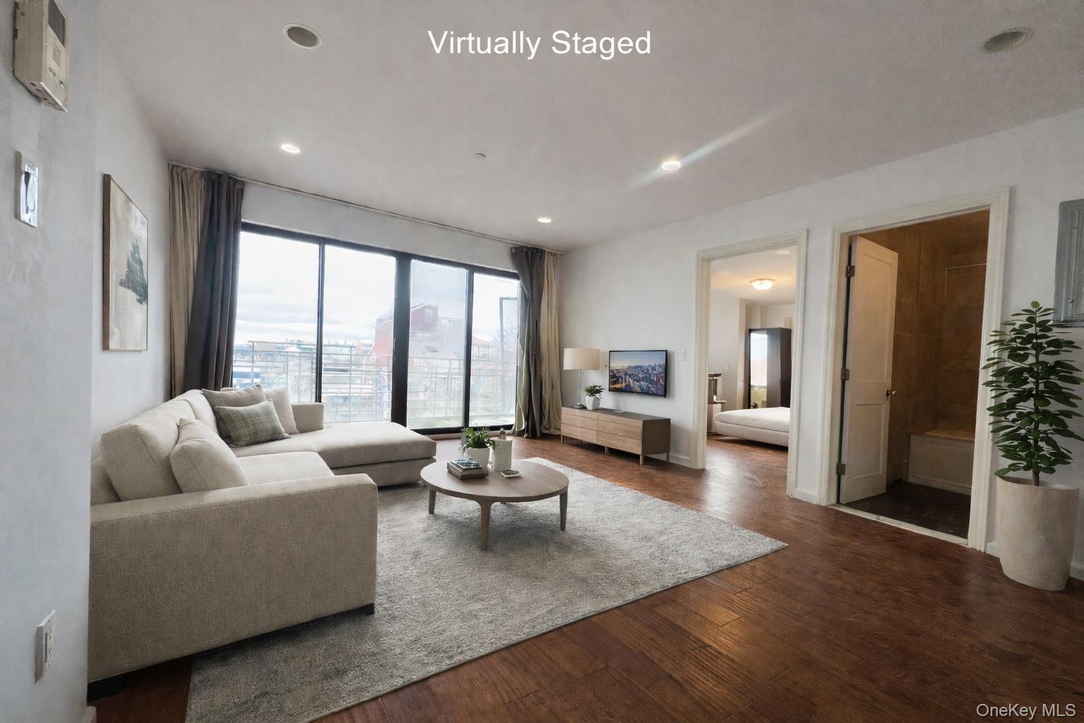 3138 137th Street, Unit 5A photo 2
