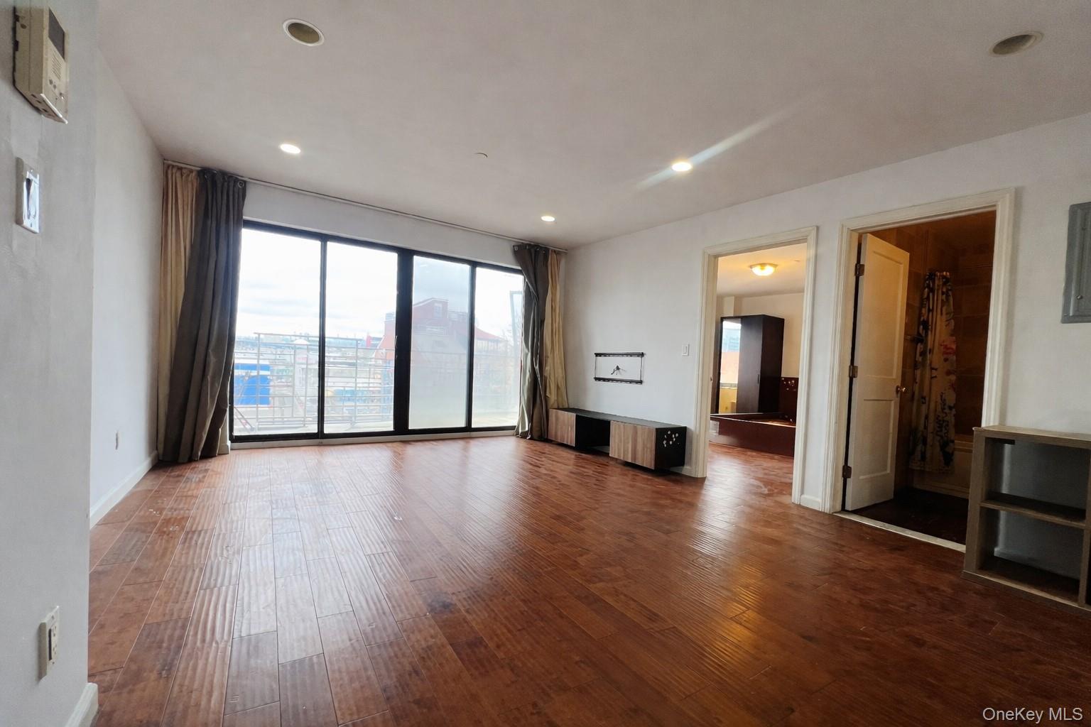 3138 137th Street, Unit 5A photo 3