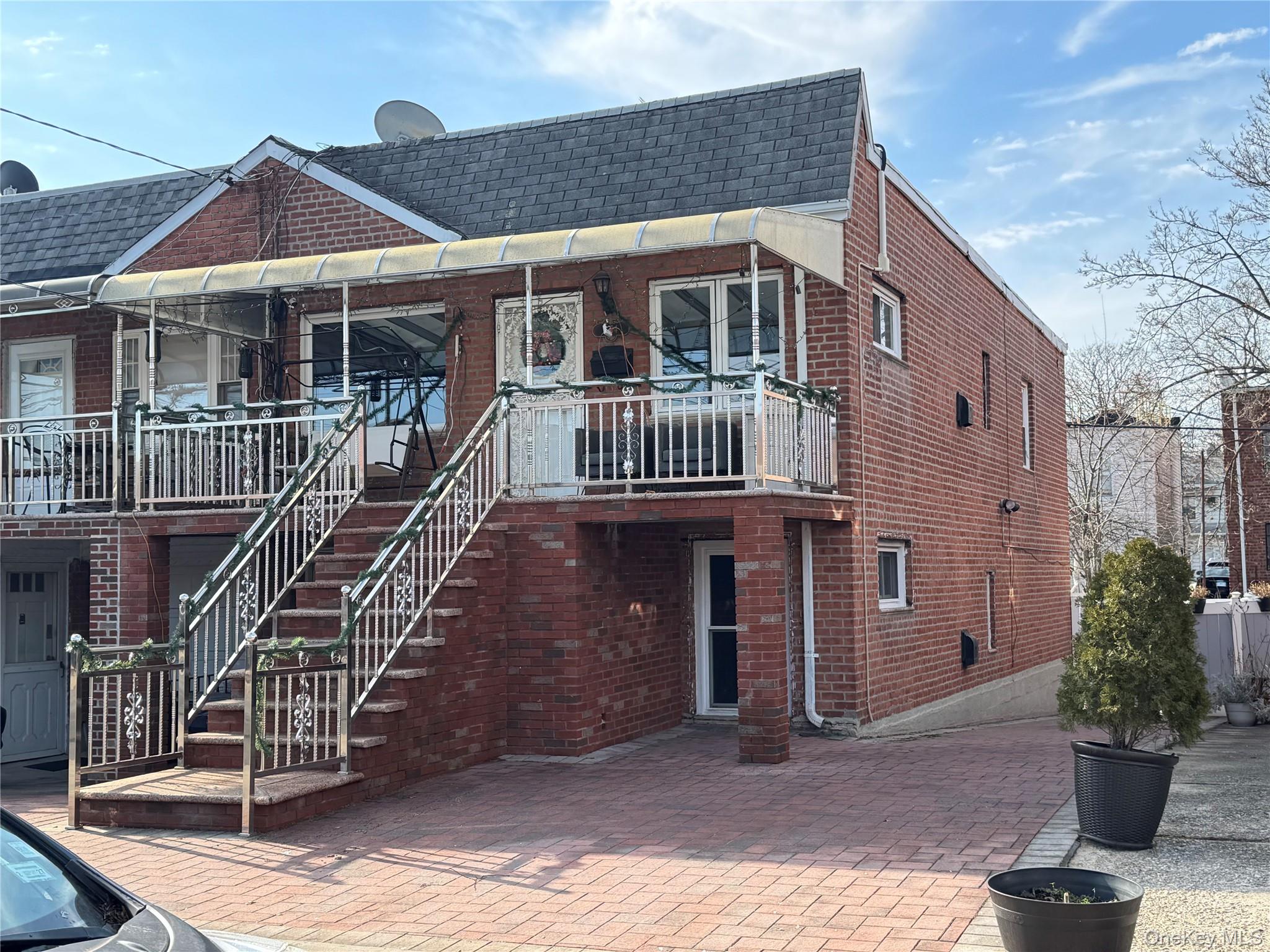 1154 E 100th Street – For Sale