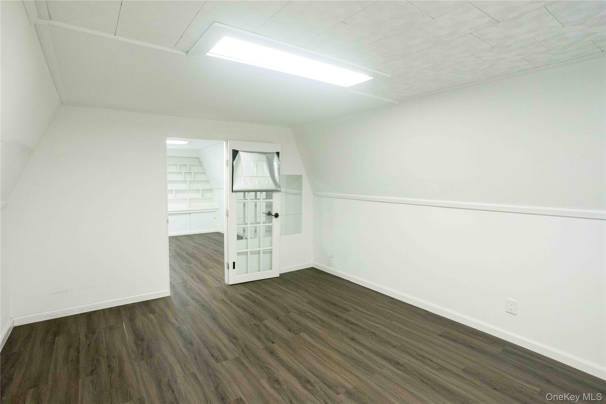 43-18 214  Place – For Sale photo 13
