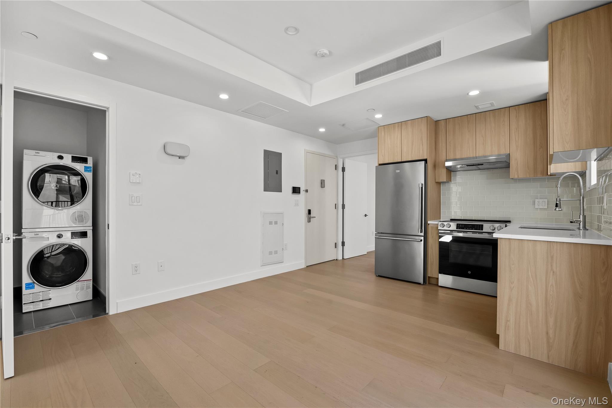 150-02 Northern Boulevard, Unit 3A photo 5