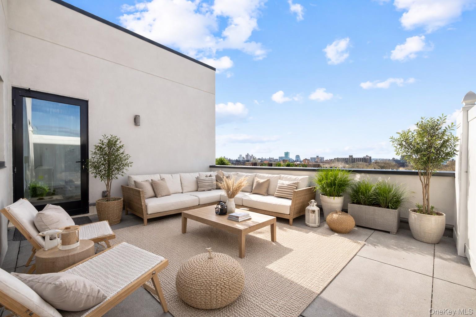 150-02 Northern Boulevard, Unit 6E photo 5