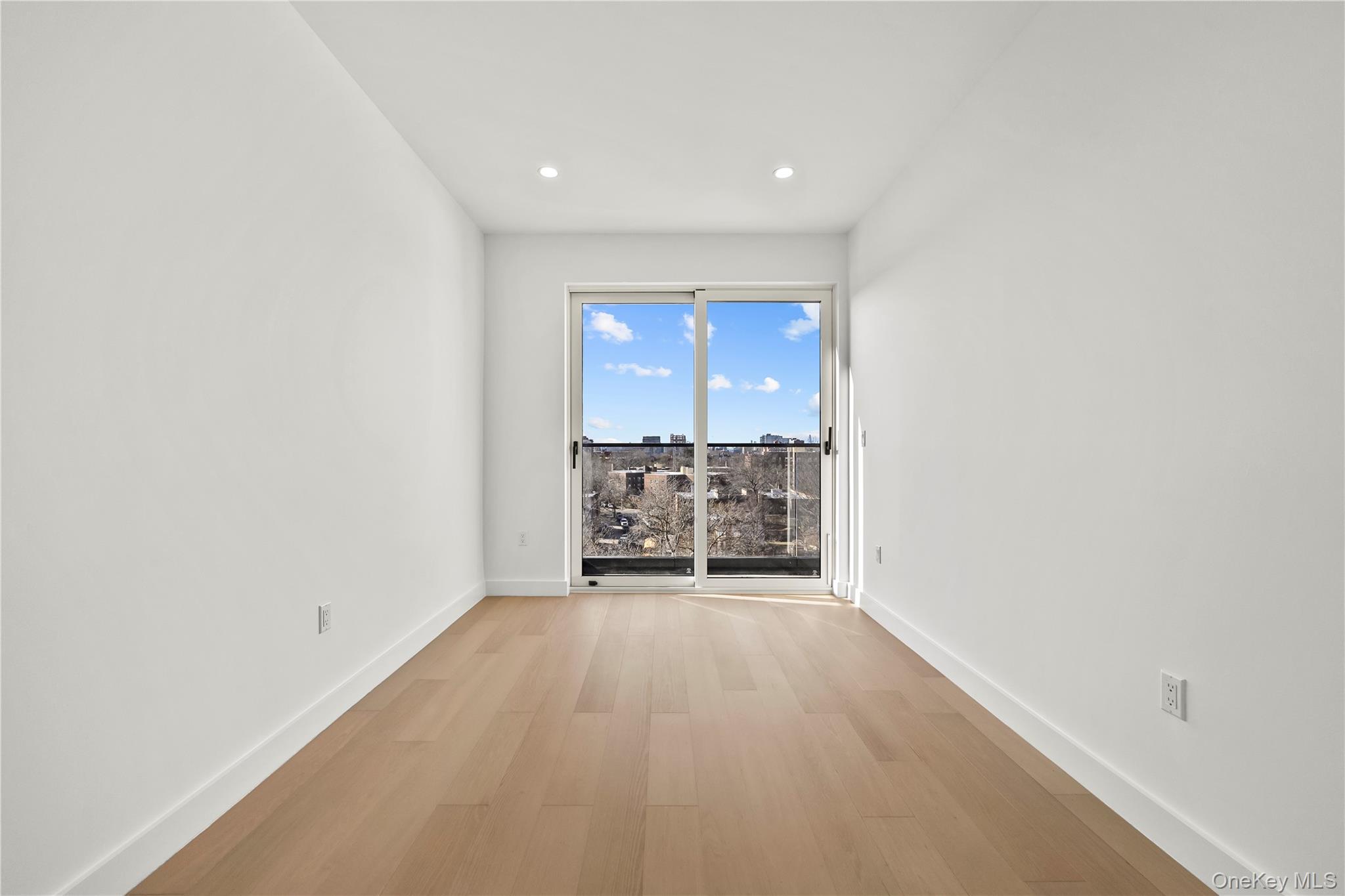 150-02 Northern Boulevard, Unit 6E photo 12