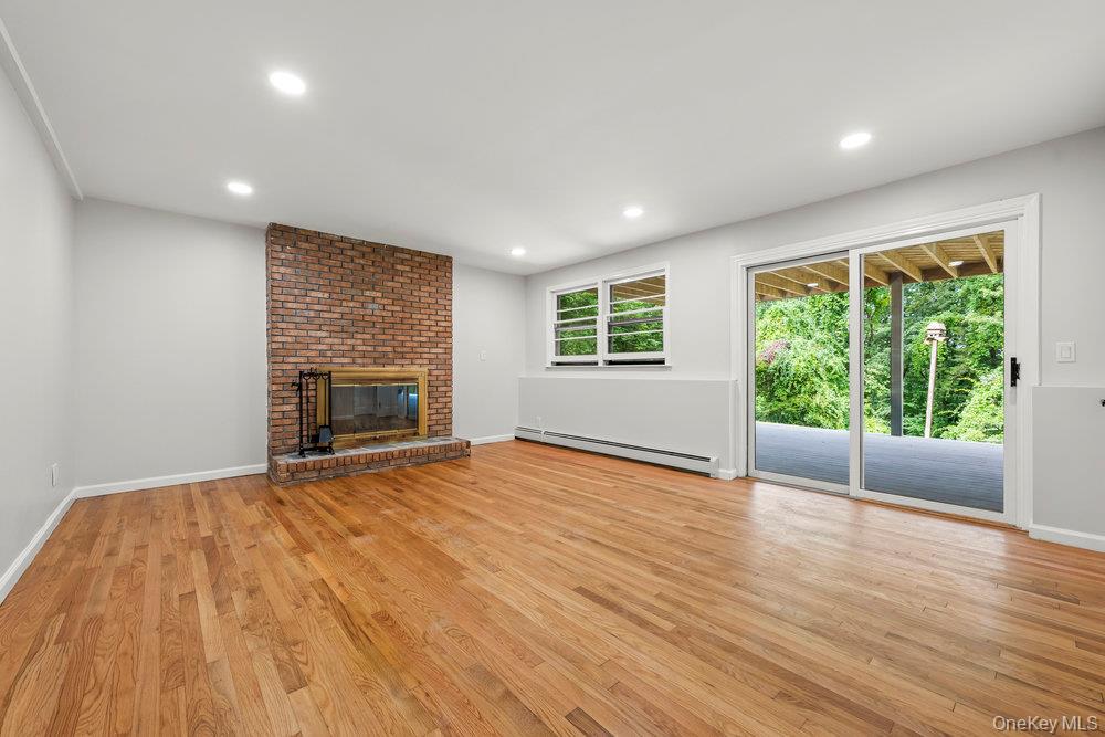 43 Points Of View – For Sale photo 8