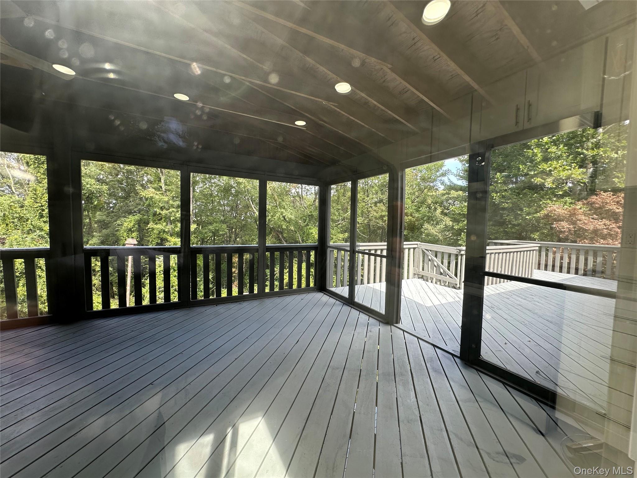 43 Points Of View – For Sale photo 13