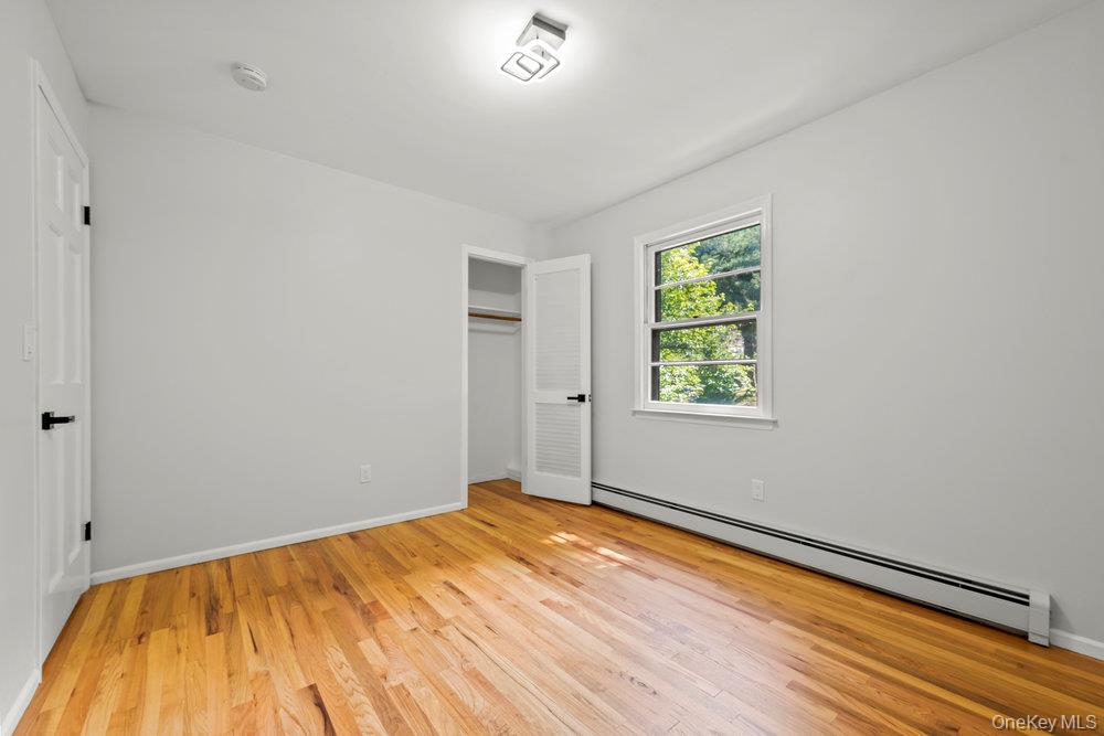 43 Points Of View – For Sale photo 6