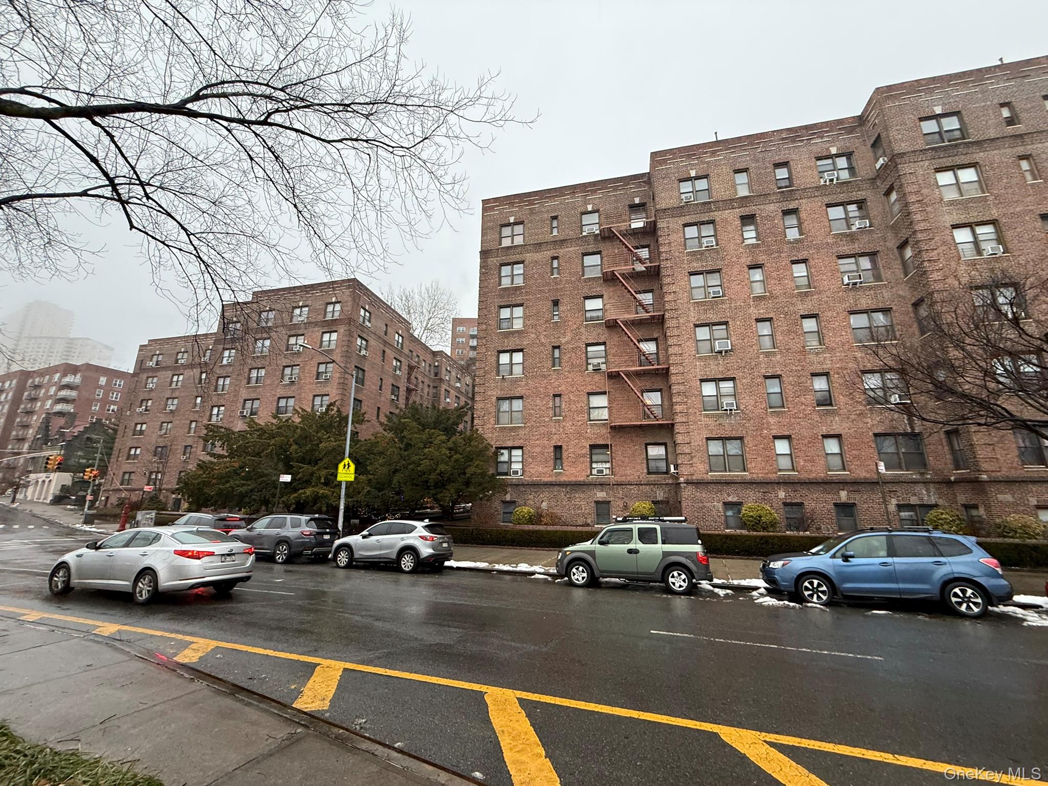 3015 Riverdale Avenue, Unit 5A