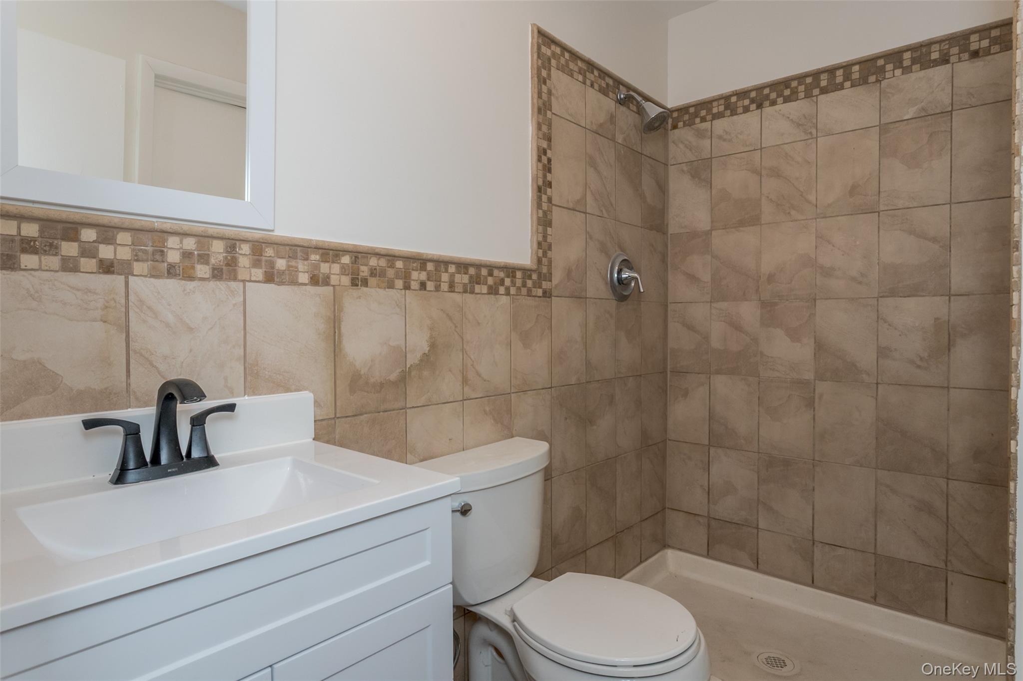 2113 Whispering Hills – For Sale photo 15