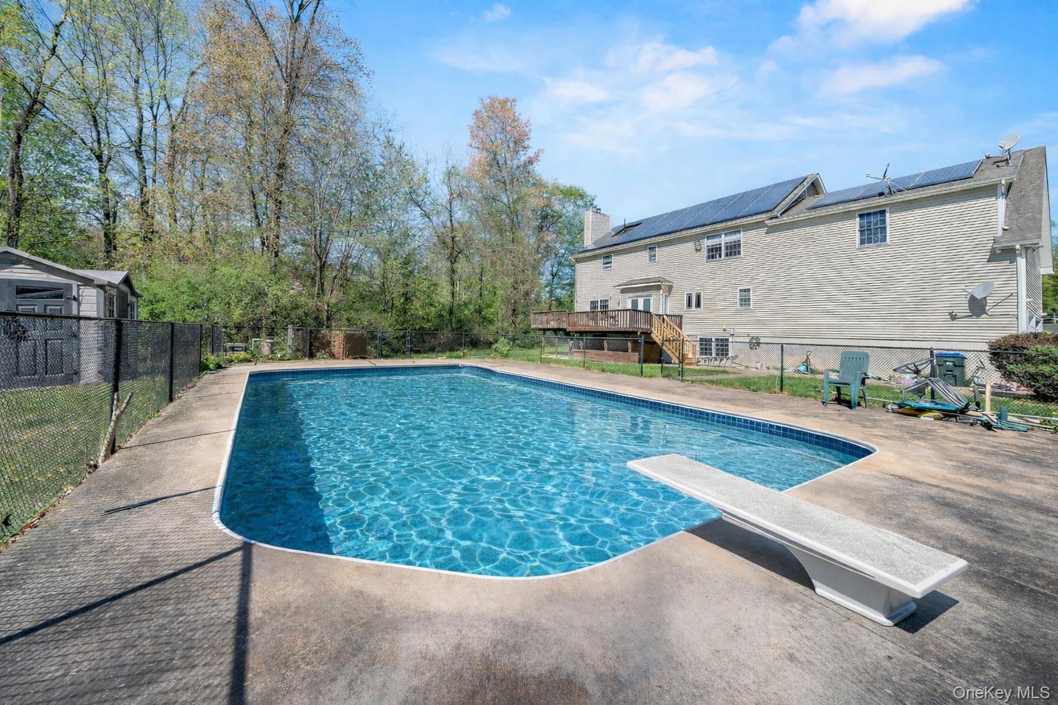12 Damian Court – For Sale photo 31