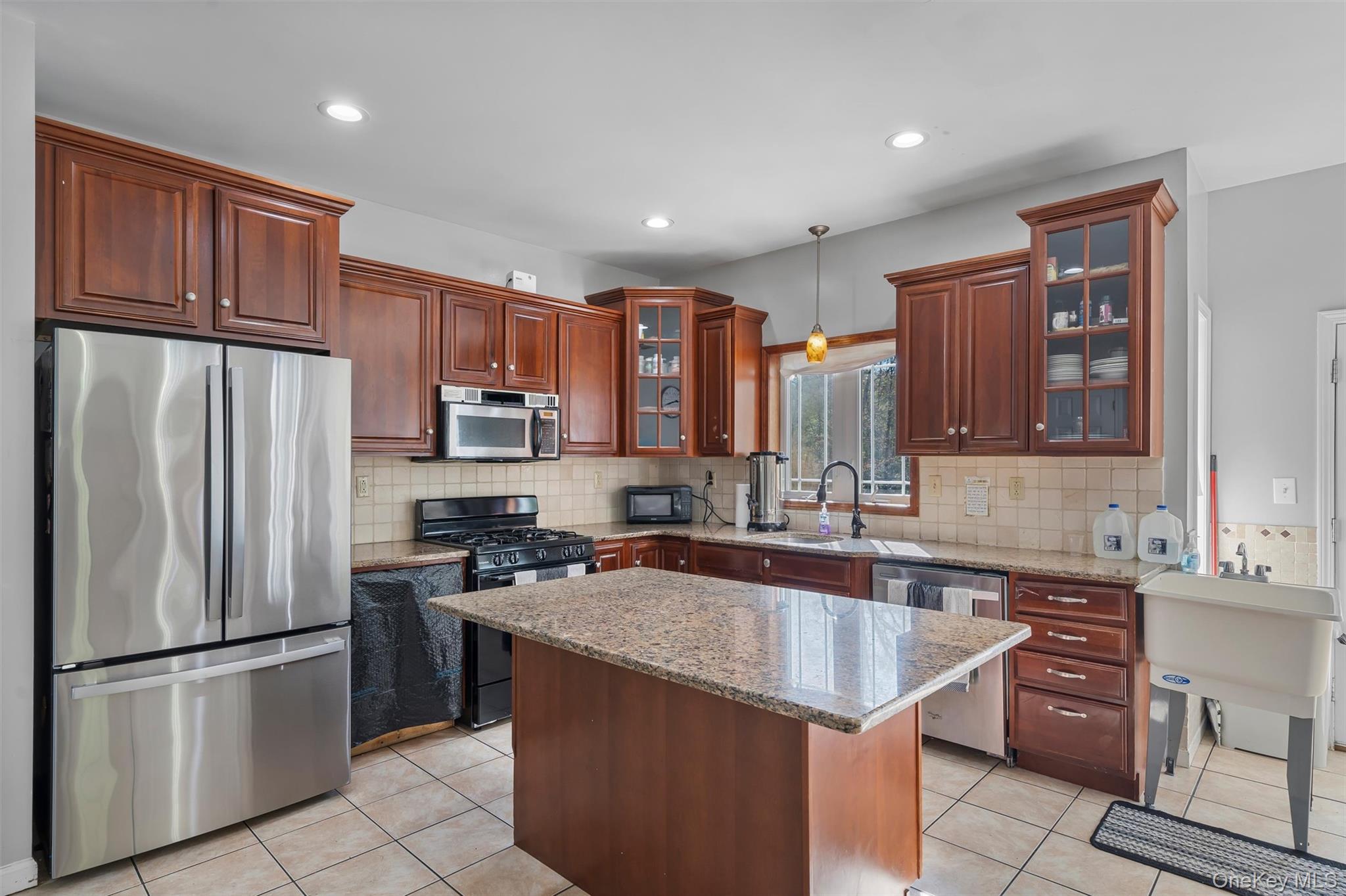 12 Damian Court – For Sale photo 6