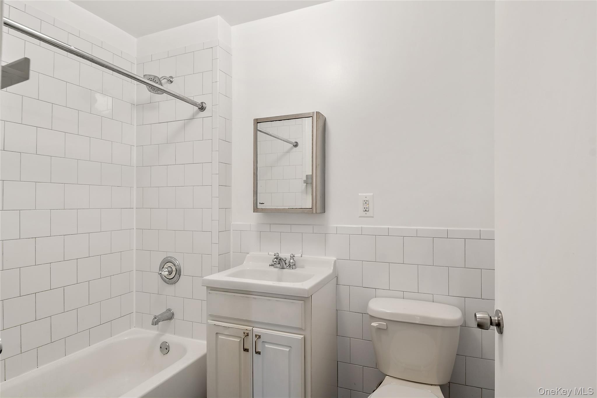 1180 Grant Avenue – For Sale photo 23