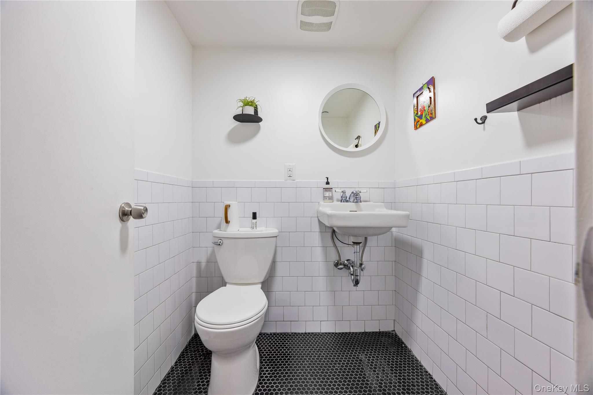 1180 Grant Avenue – For Sale photo 37