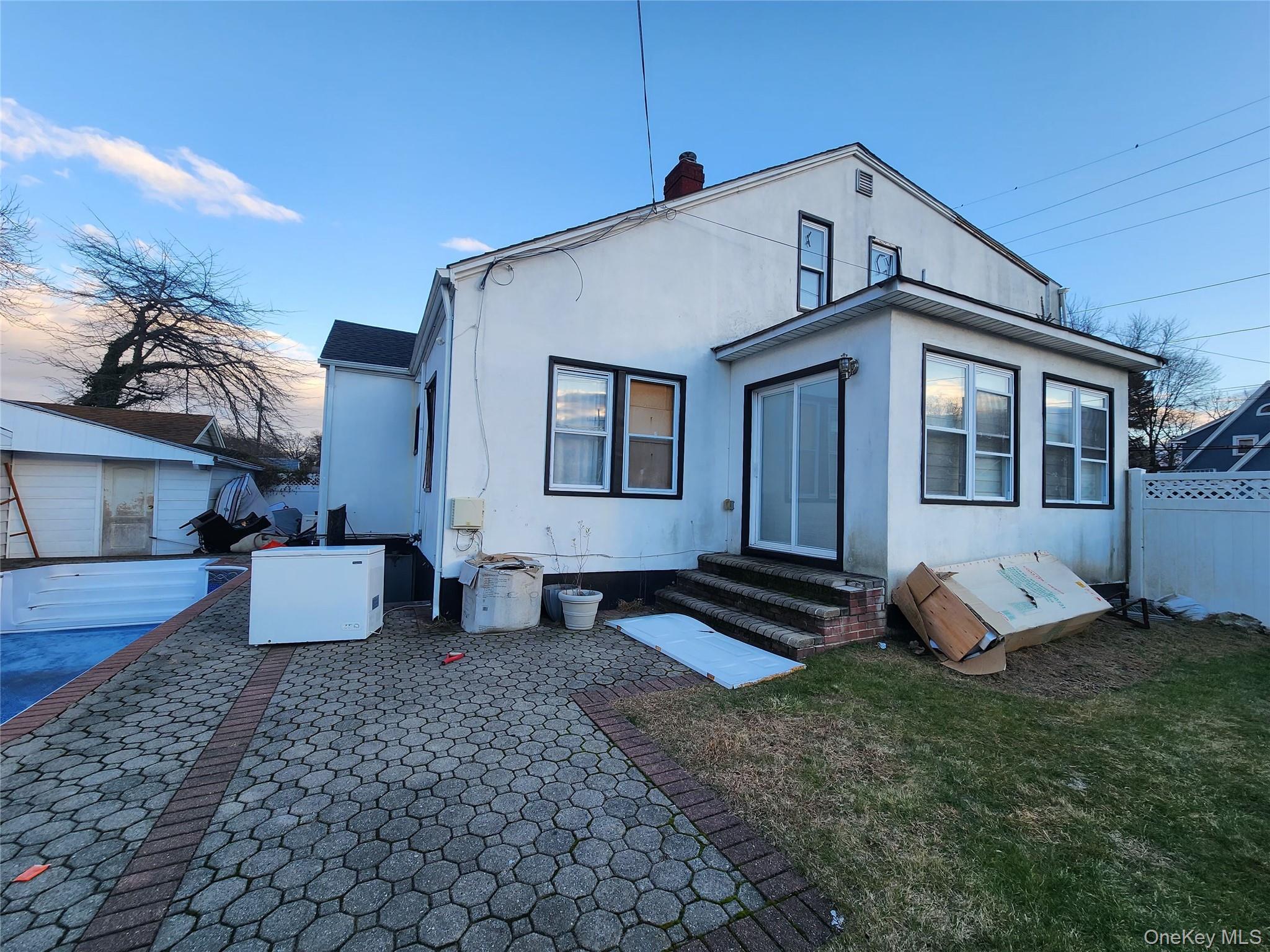 883 McKenna Avenue – For Sale photo 25