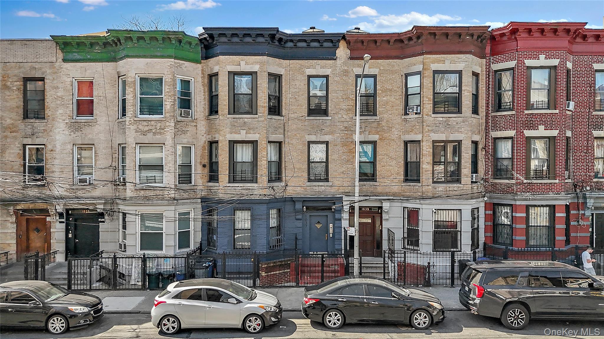 1037 College Avenue – For Sale