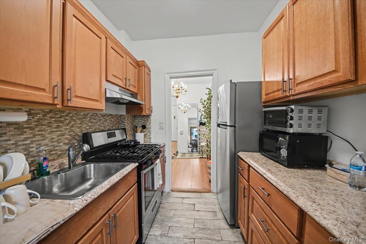 1045 Anderson Avenue, Unit 3D photo 15