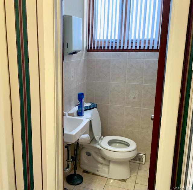 375 MAIN Street, Unit 20 photo 11