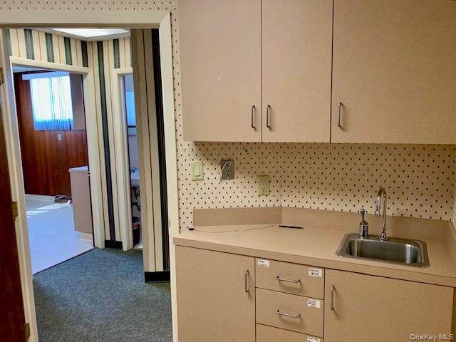 375 MAIN Street, Unit 20 photo 4