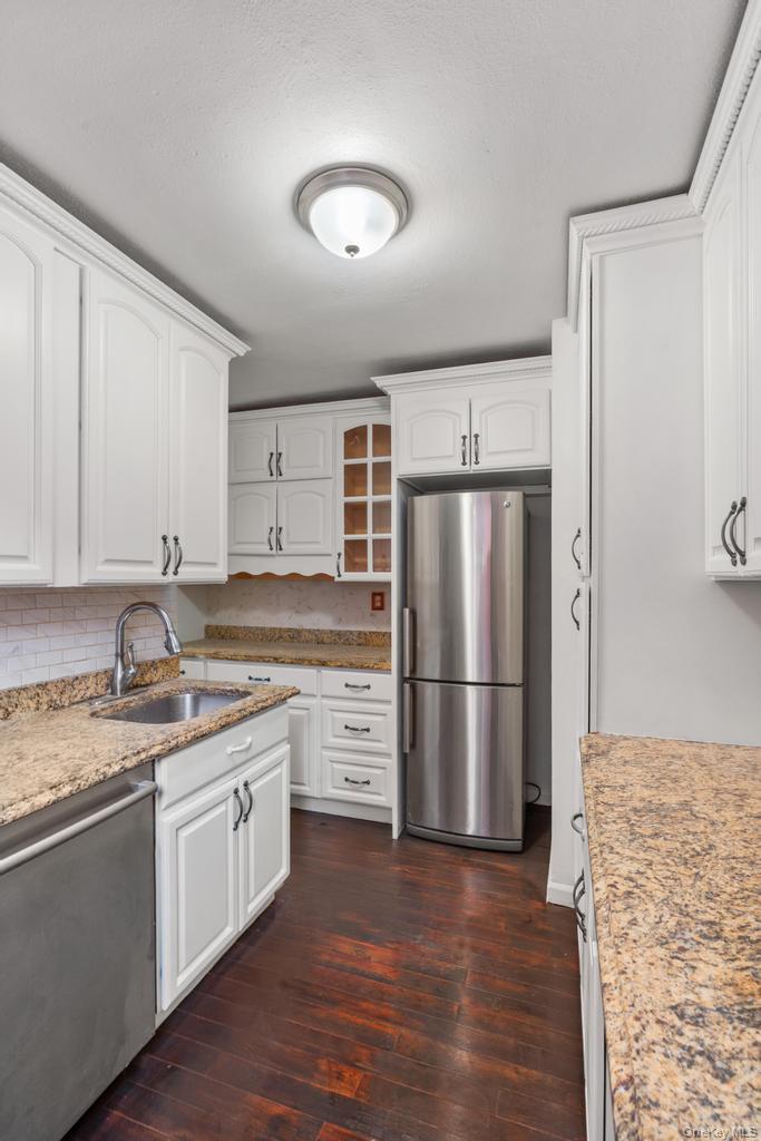 245 Rumsey Road, Unit 6O photo 6