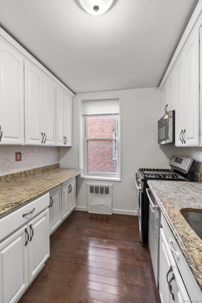 245 Rumsey Road, Unit 6O photo 5