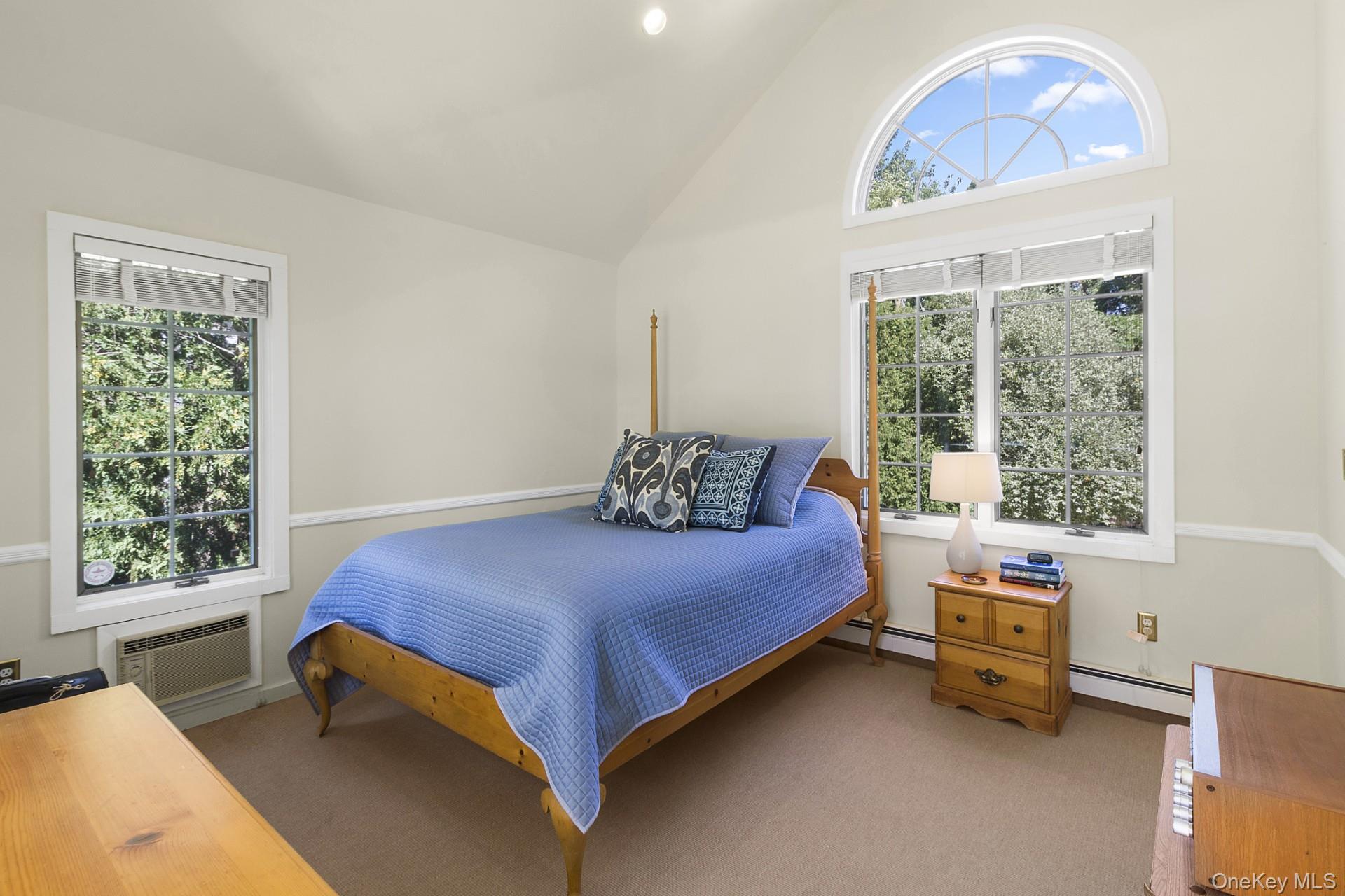 42 Towd Point Road – For Rent photo 12