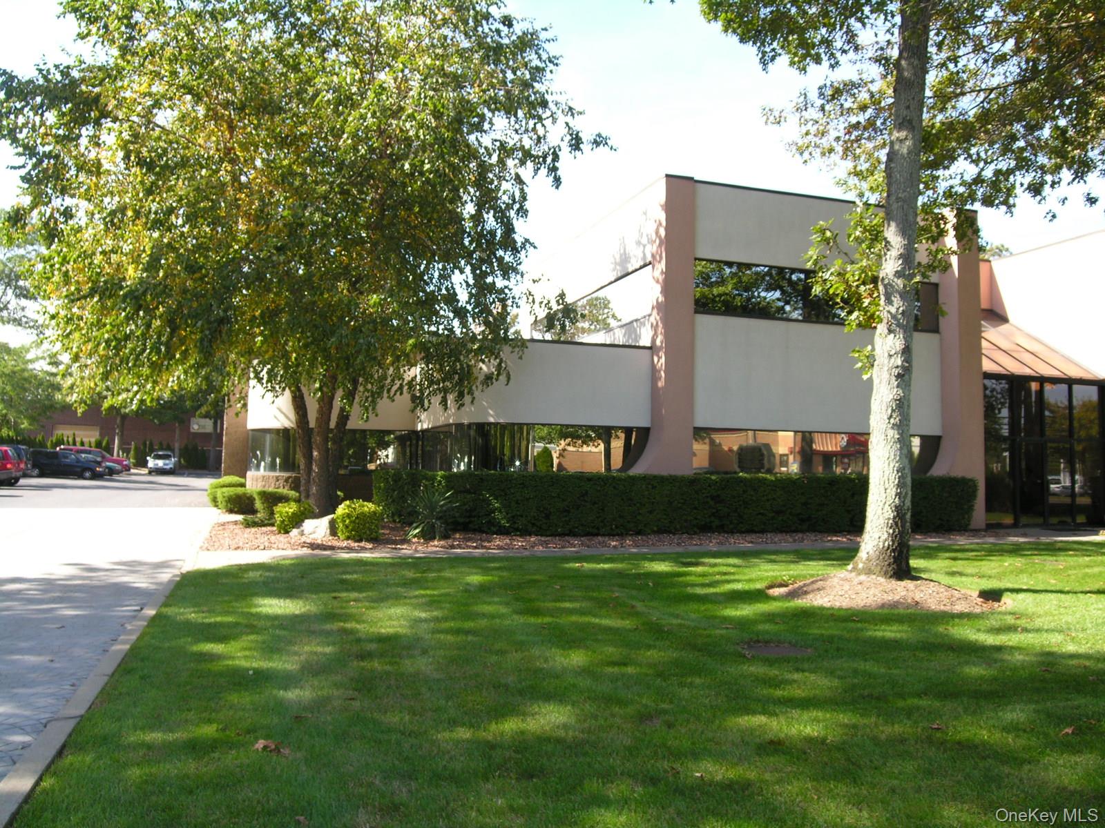 22 Southern Boulevard, Unit 111