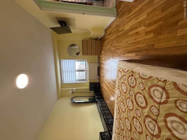 211-35 23rd Avenue, Unit 5J photo 10