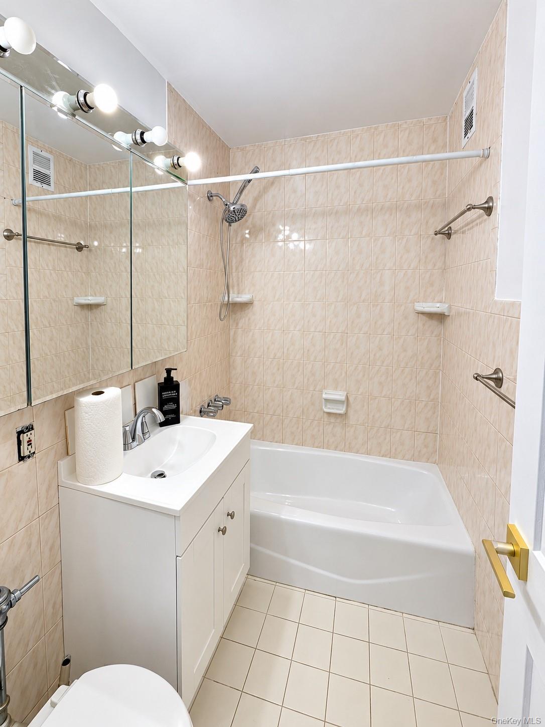 50-15 39th Street, Unit 1A photo 11