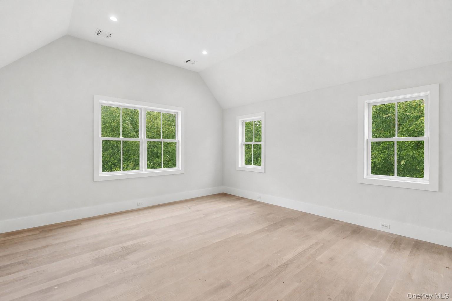 34 Old Main Road – For Sale photo 19