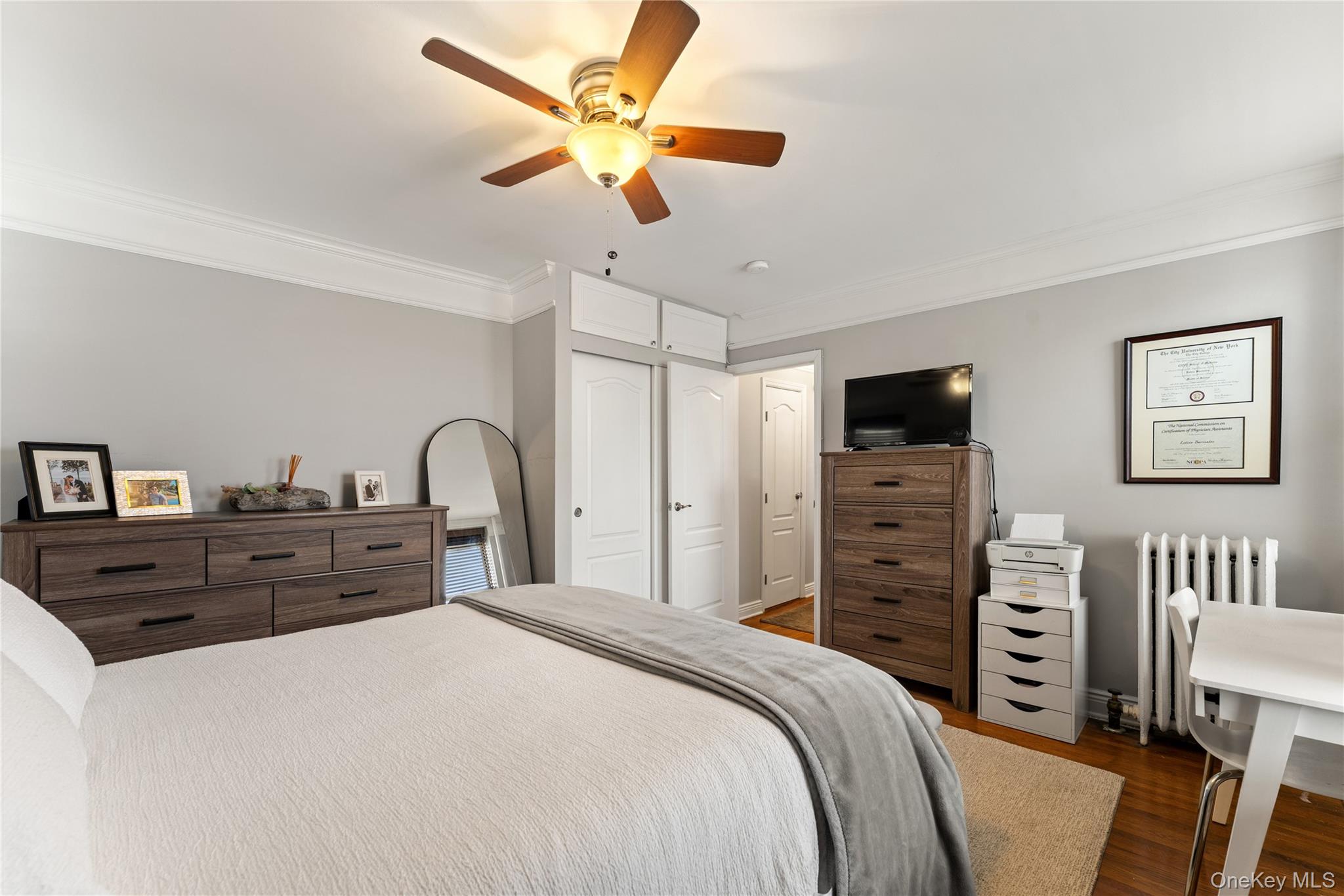 472 Gramatan Avenue, Unit Bldg 6, Un photo 12