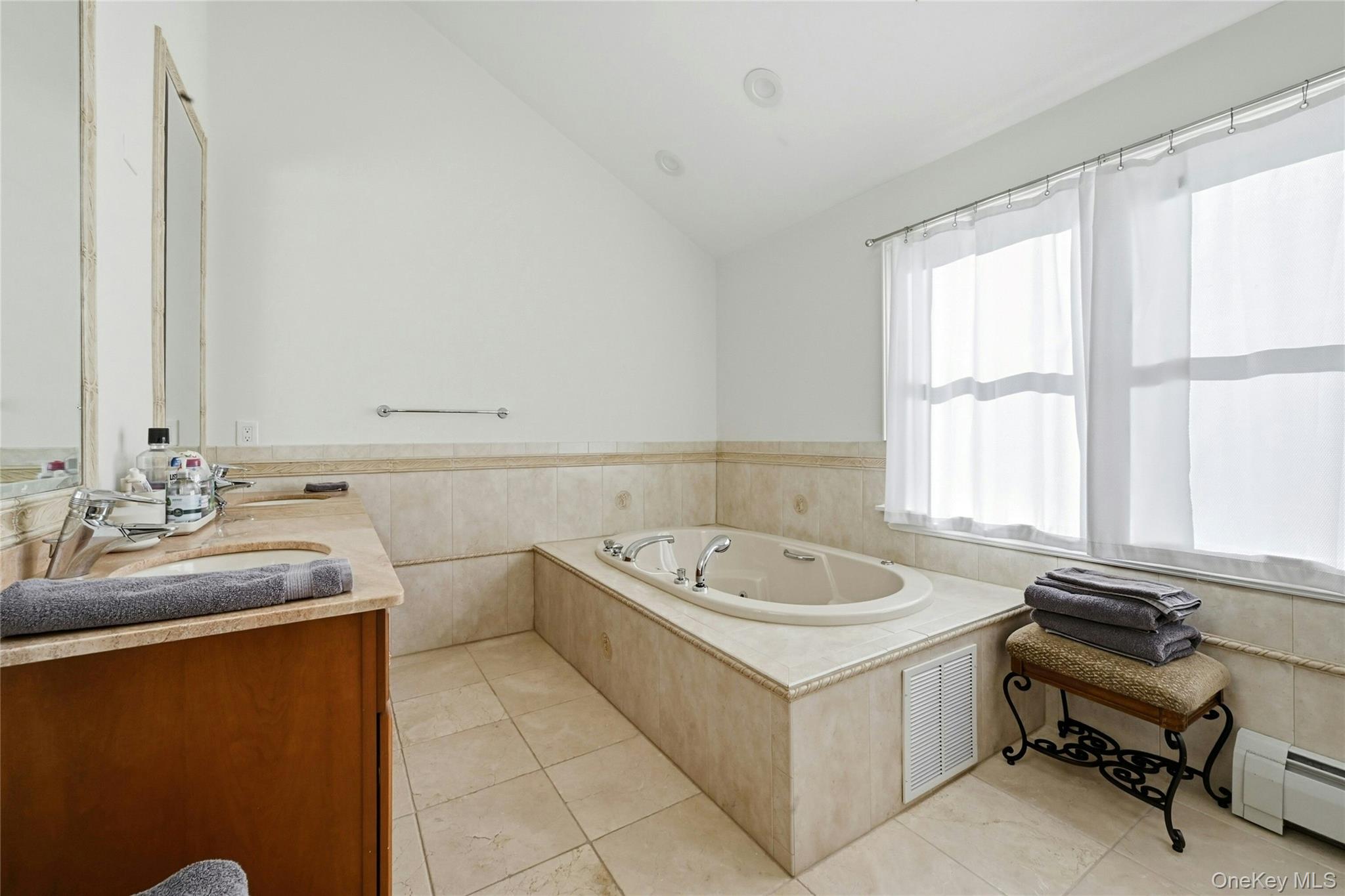 60 Water Terrace – For Rent photo 13
