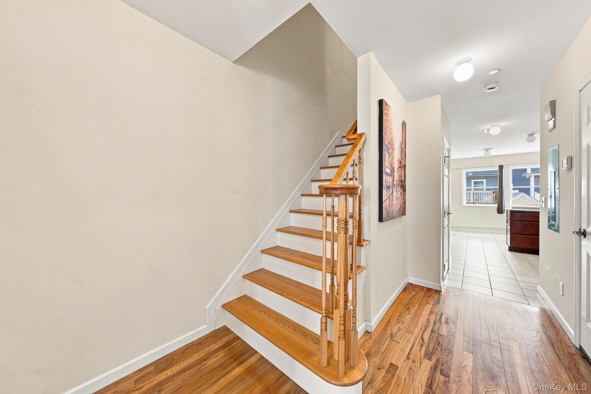 120 E 6th Road – For Sale photo 4