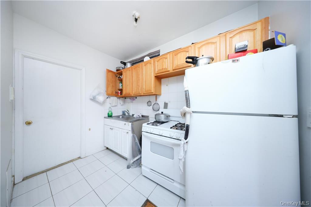 22-08 120th Street – For Sale photo 14