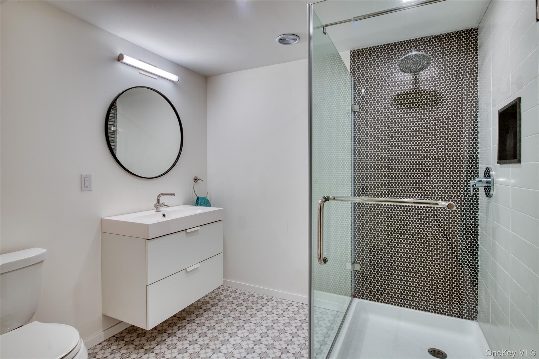 840 Southern Boulevard – For Rent photo 13