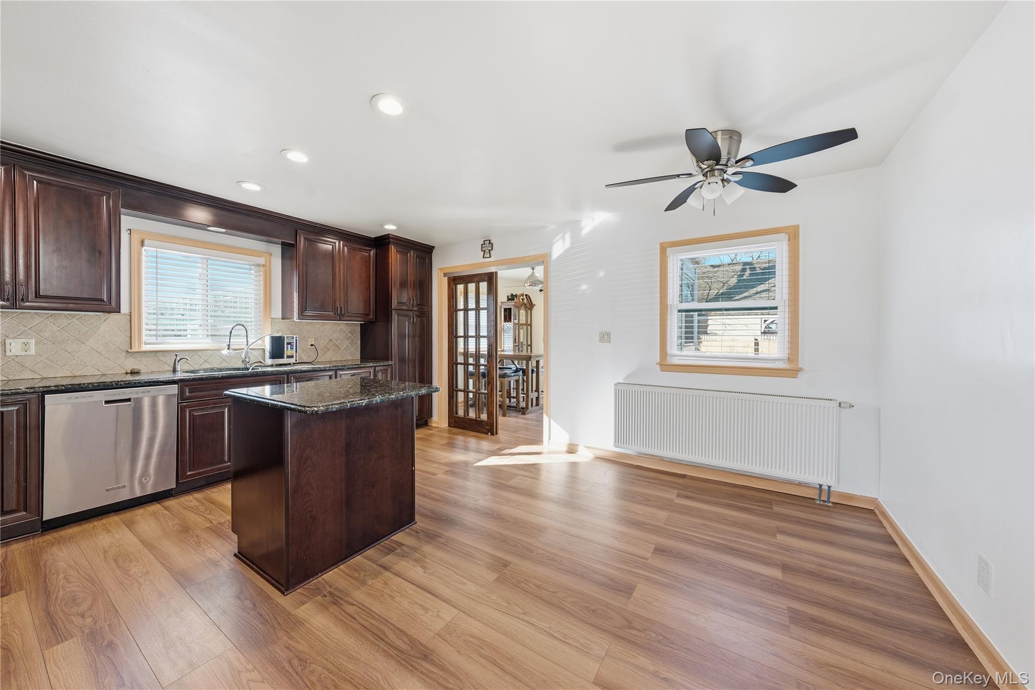 295 union avenue Avenue – For Sale photo 4
