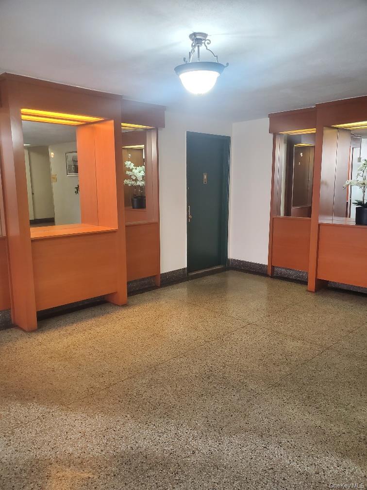 33-44 Junction Boulevard, Unit 6X photo 17