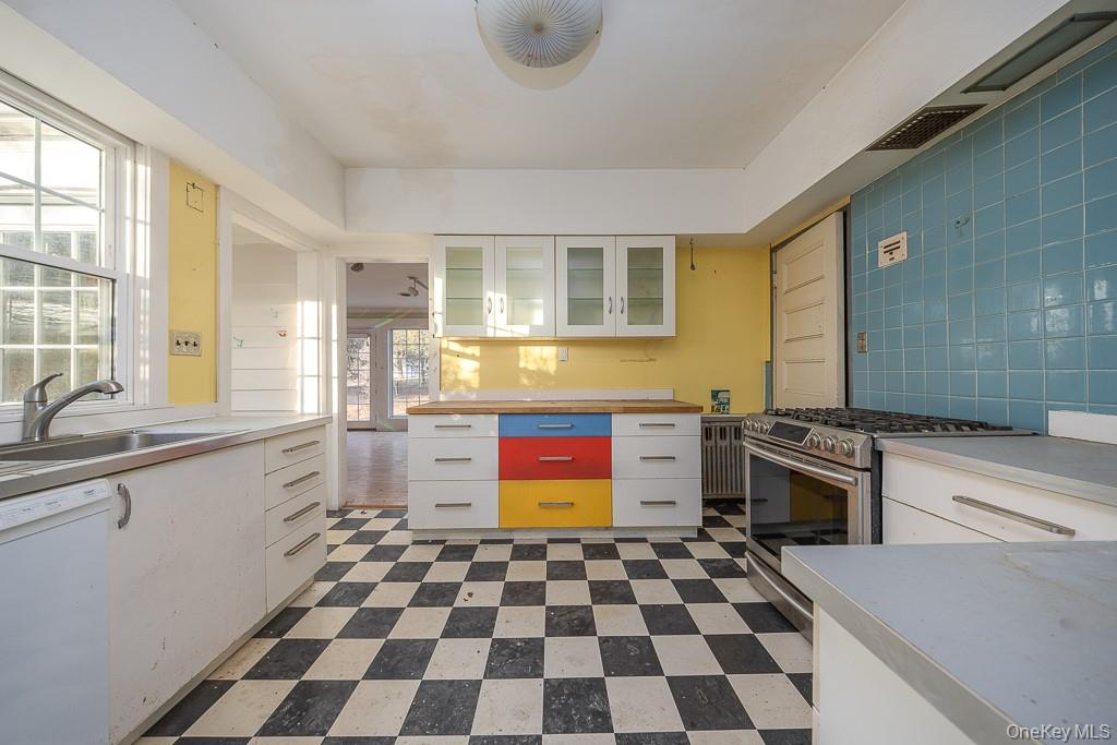 102 W Wiley Street – For Sale photo 9