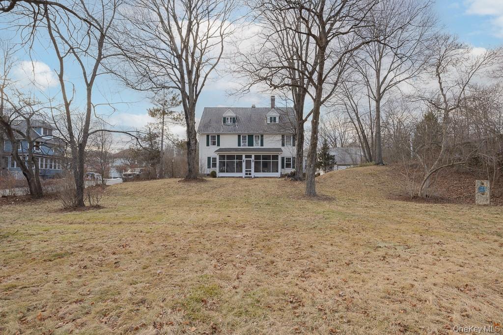 102 W Wiley Street – For Sale photo 2