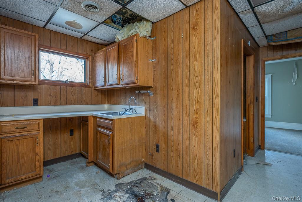 102 W Wiley Street – For Sale photo 6