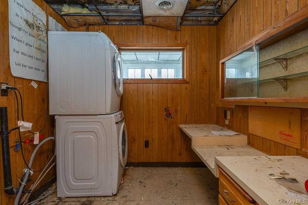 102 W Wiley Street – For Sale photo 4