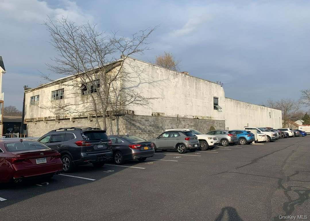 525 Ray Street – For Sale