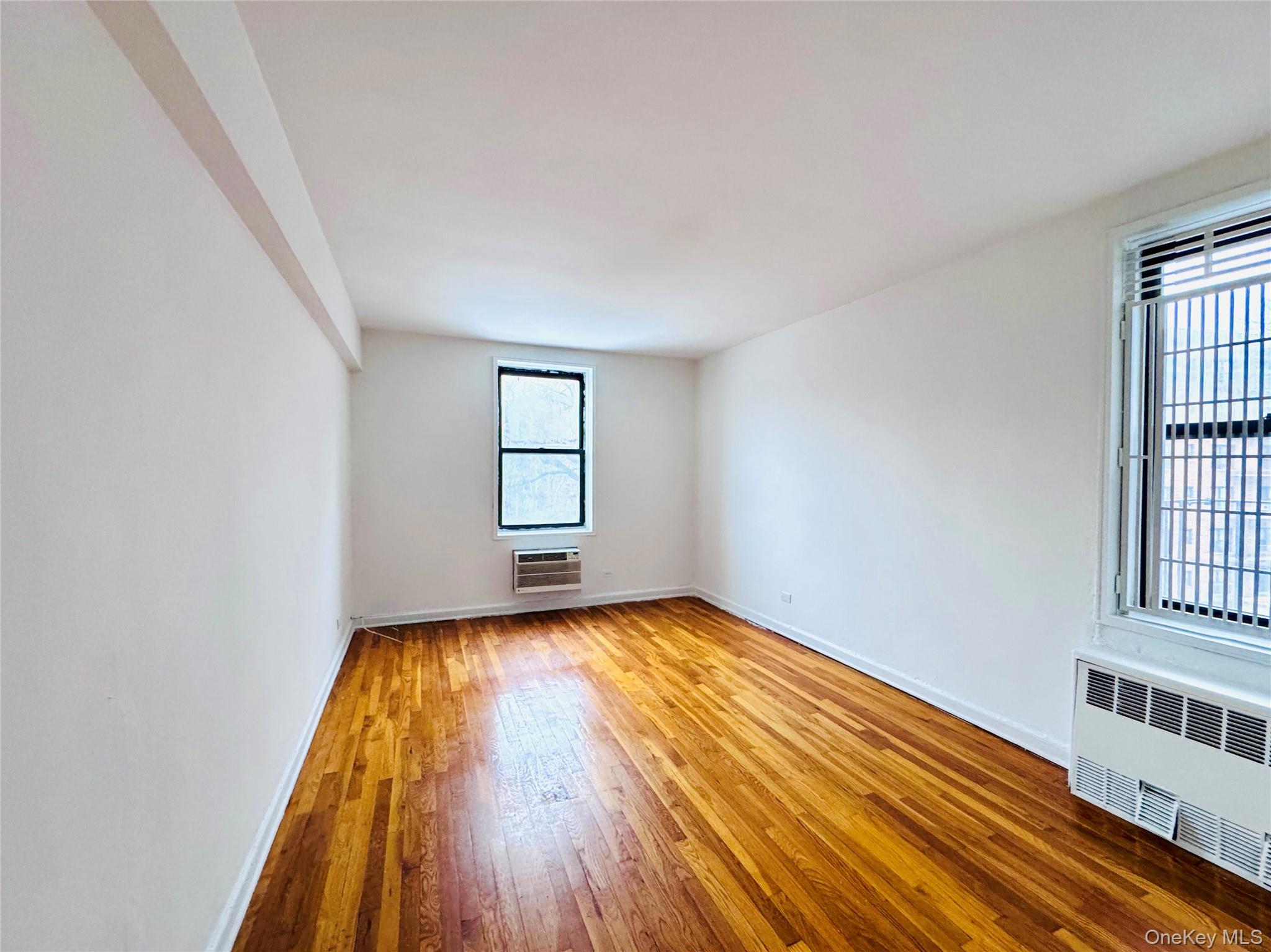 141-05 Pershing Crescent, Unit 202 photo 12