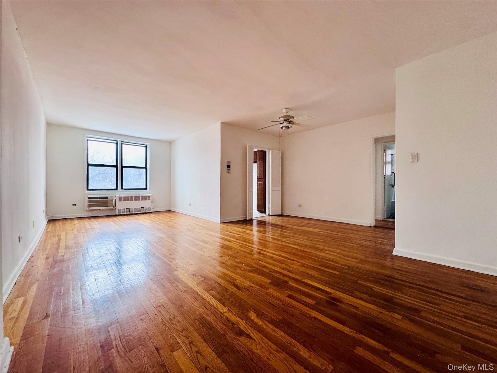 141-05 Pershing Crescent, Unit 202