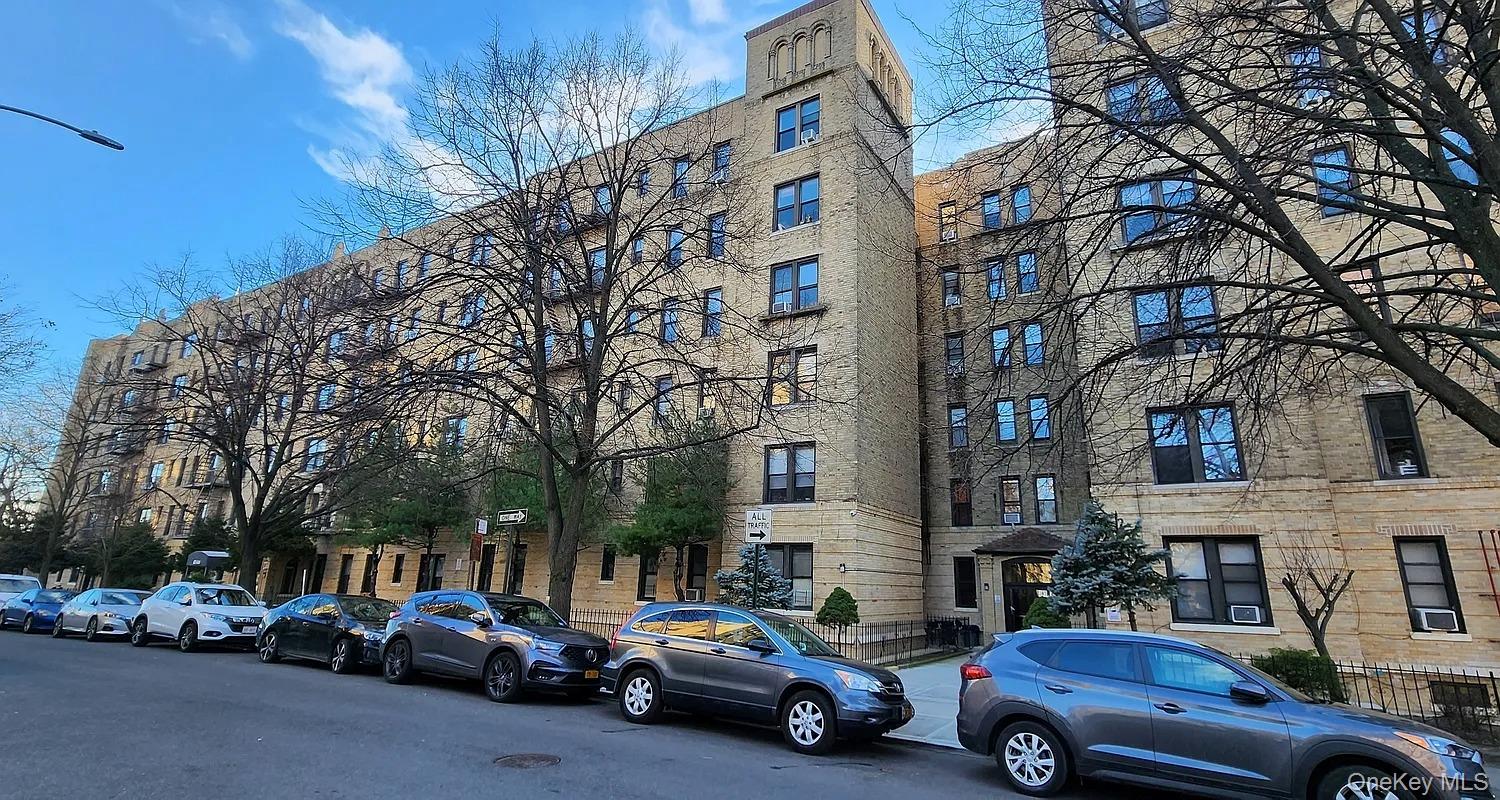 83-52 Talbot Street, Unit 1-J photo 2