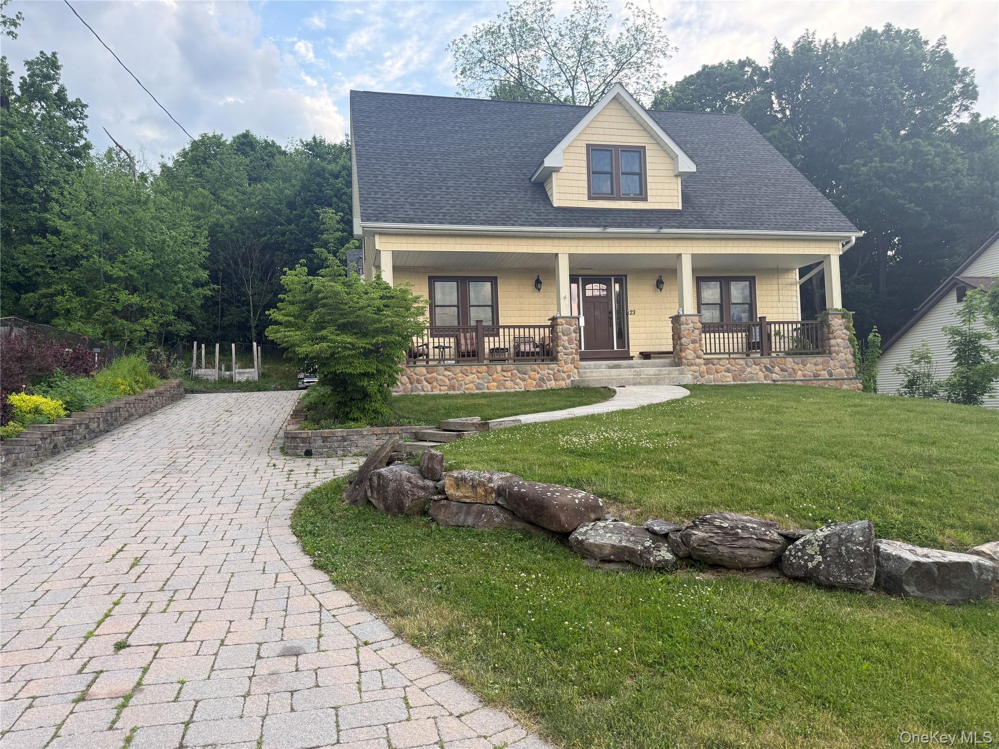 23 Swezey Place – For Sale