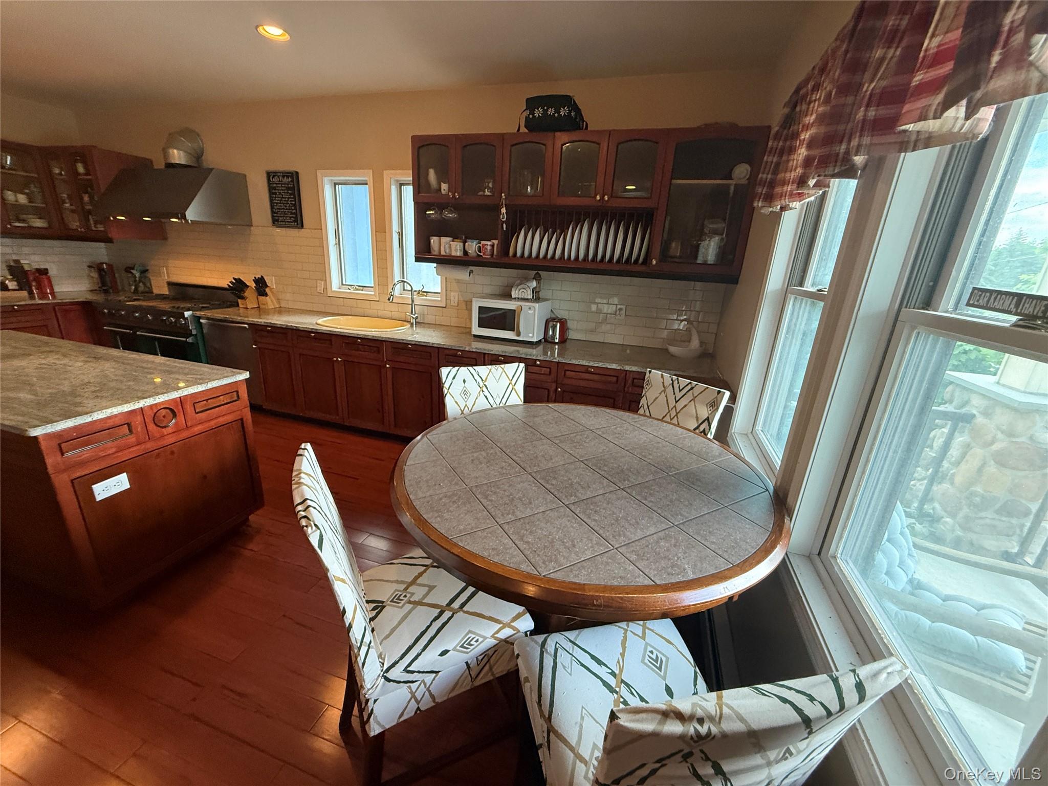 23 Swezey Place – For Sale photo 12