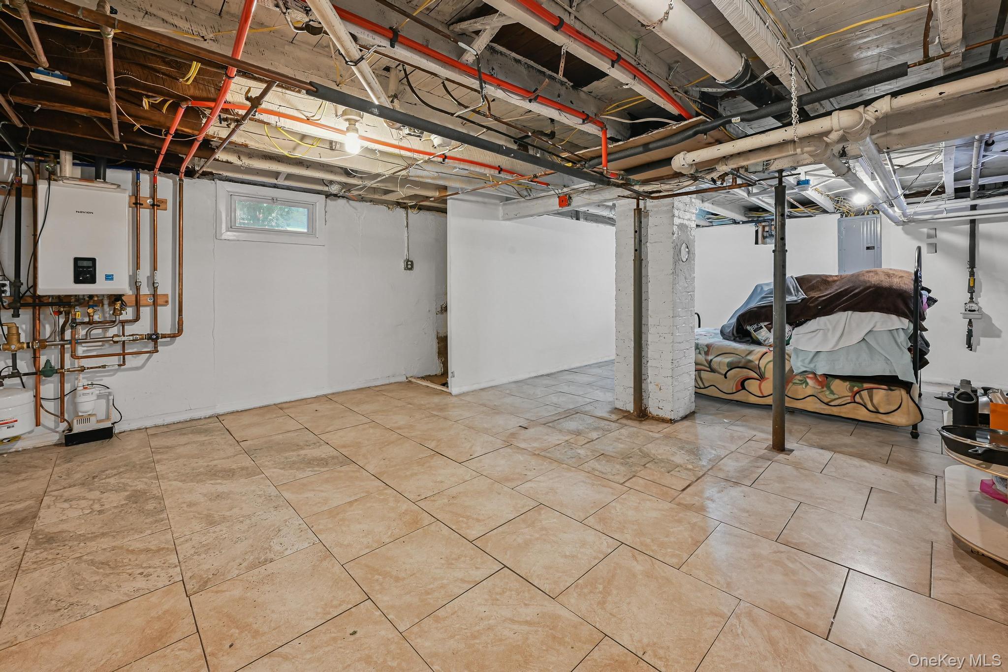 13 Herbert Avenue – For Rent photo 10