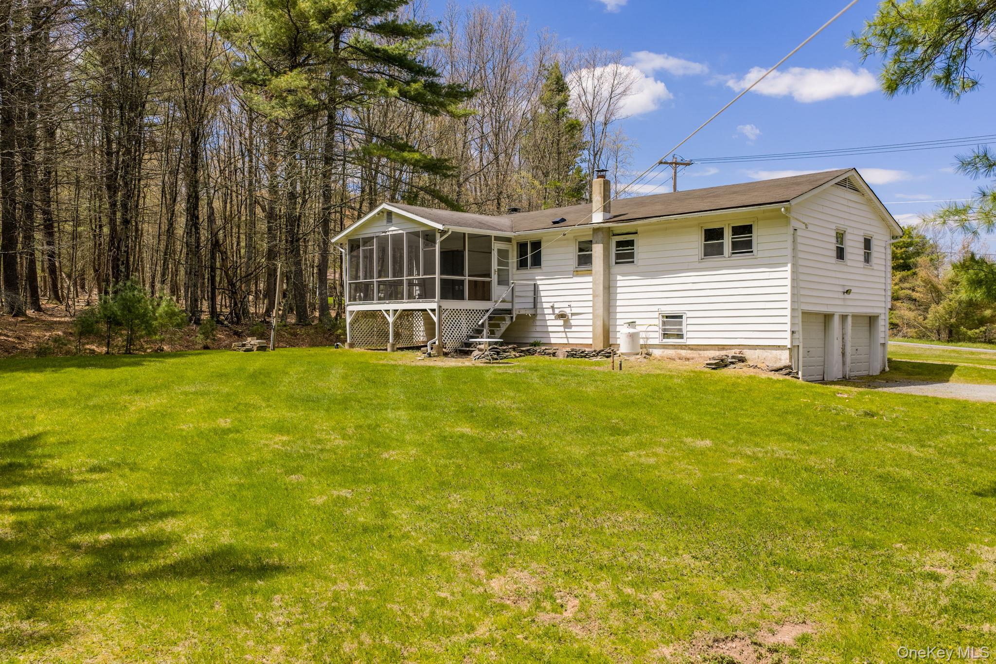87 Airport Road – For Sale photo 4