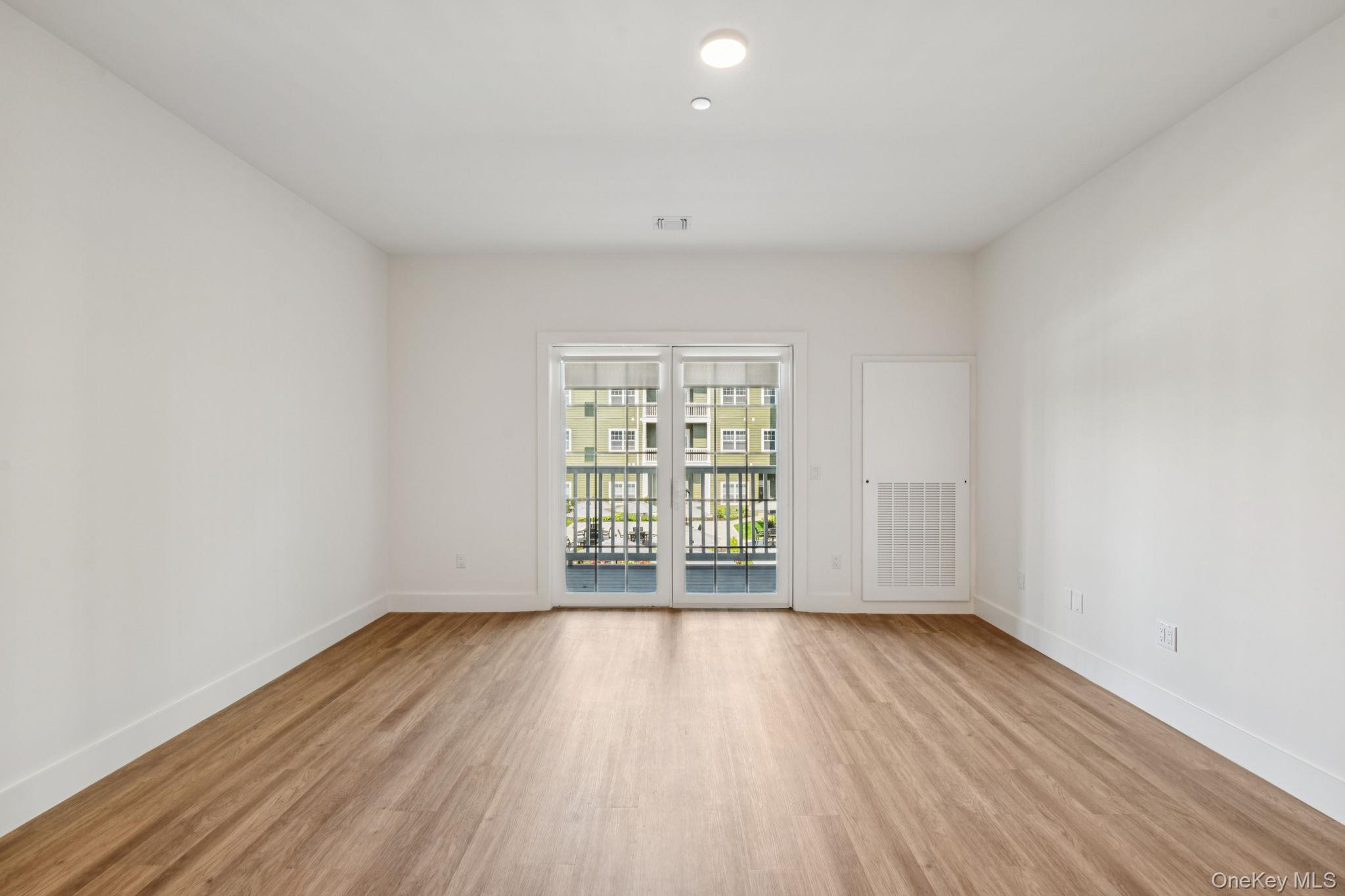 4180 Sunrise Highway – For Rent photo 14