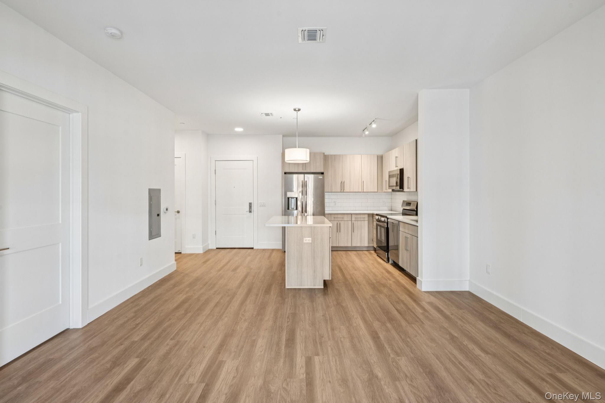 4180 Sunrise Highway – For Rent photo 11