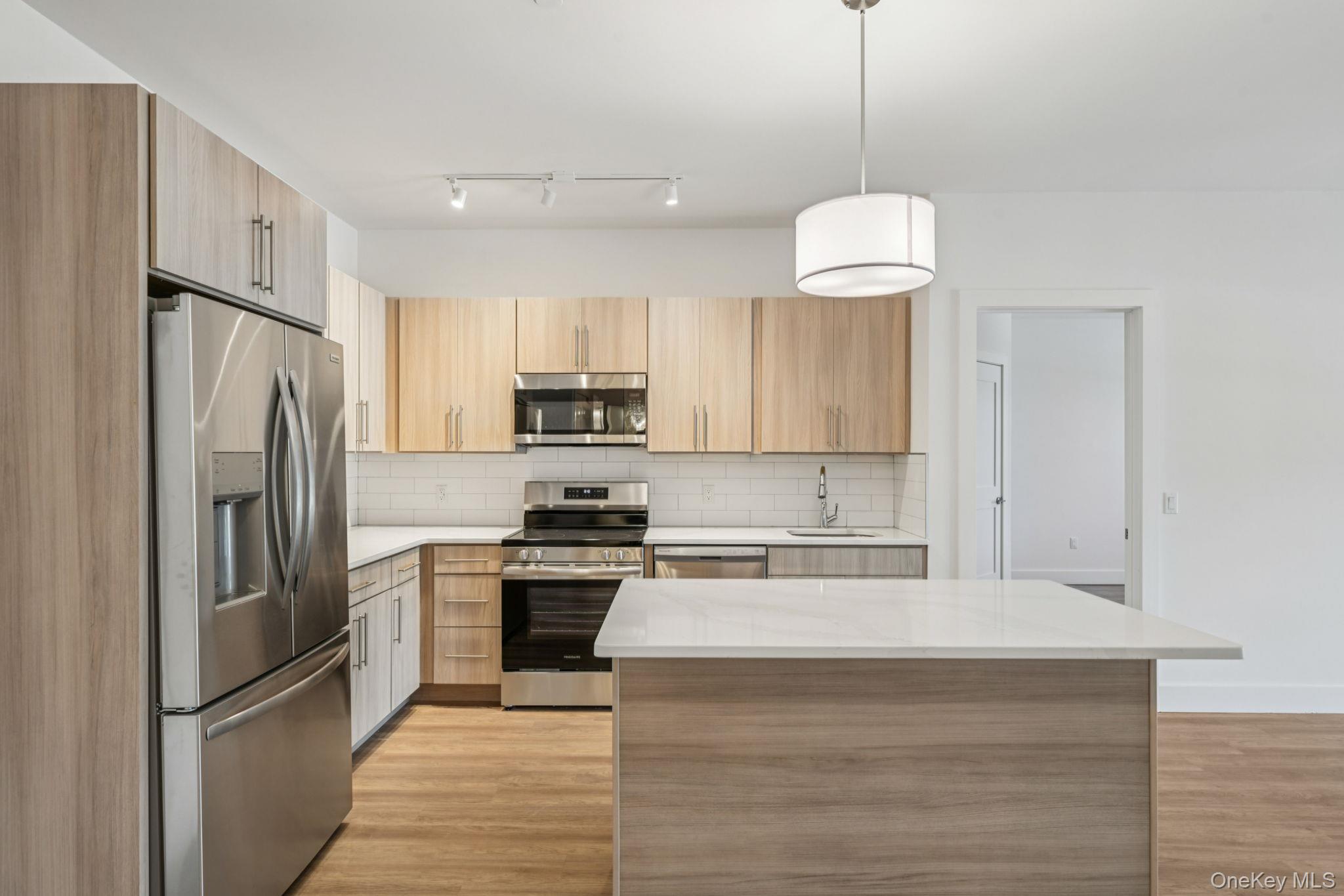 4180 Sunrise Highway – For Rent photo 10